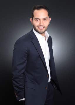 Ali Flores