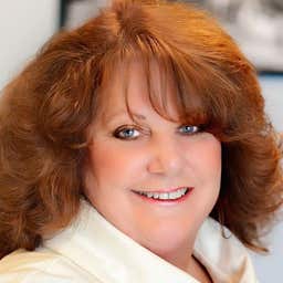 Donna McFarlane